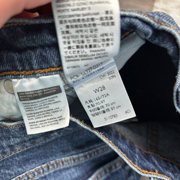 Levis‎ 501 Red Tab Dark Wash Blue Womens 28 Original Fit Button Fly Denim Shorts - Picture 4 of 12